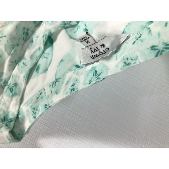 Crown And Ivy Sand dollars Blouse Size Medium - Picture 4 of 7